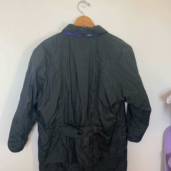 Vintage 80s ski jacket retro nylon black button up shoulder padded - Picture 7 of 16